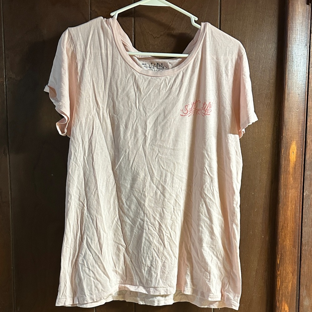 Womens Salt life shirt light pink